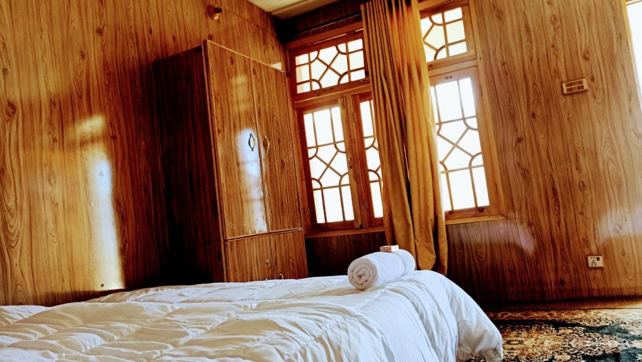 Old Hunza Inn Karimabad  Exterior photo