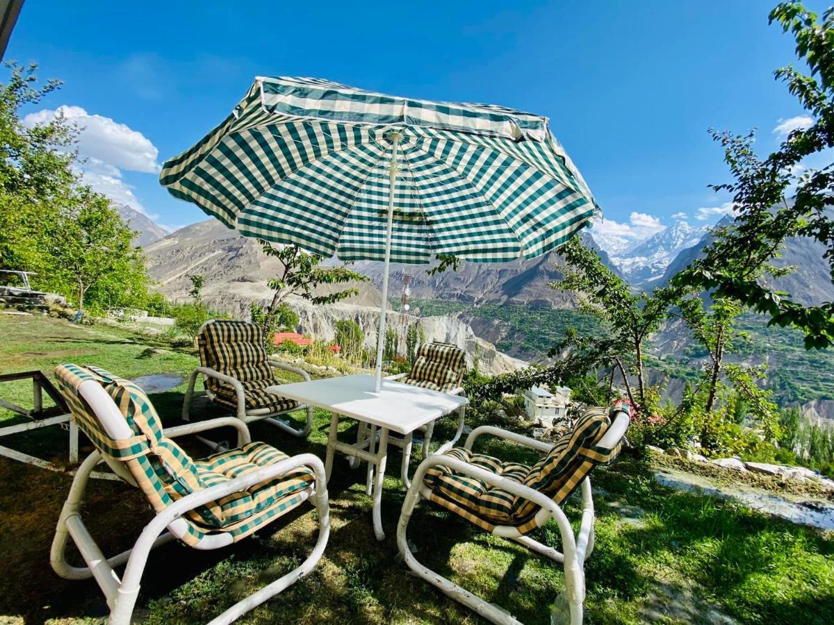 Old Hunza Inn Karimabad  Exterior photo